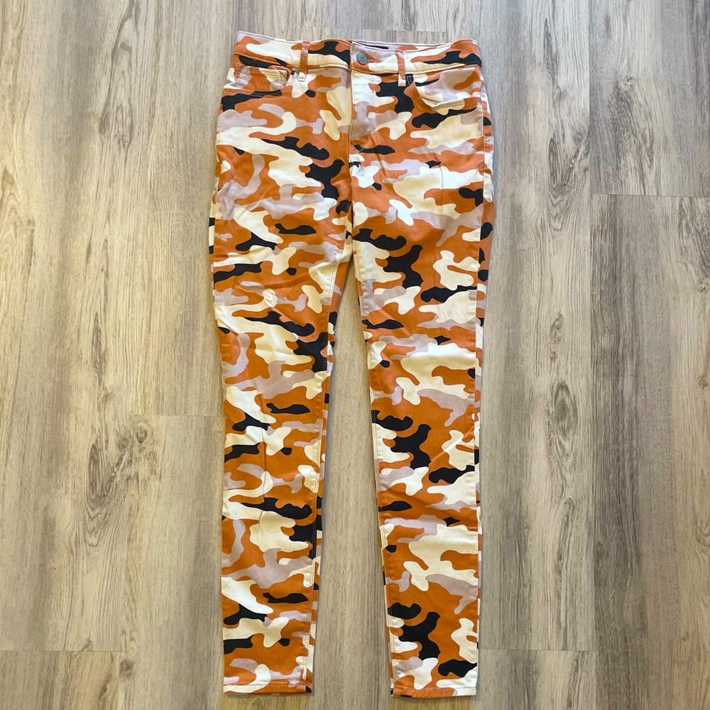 Express Camo Skinny Jeans Size 4